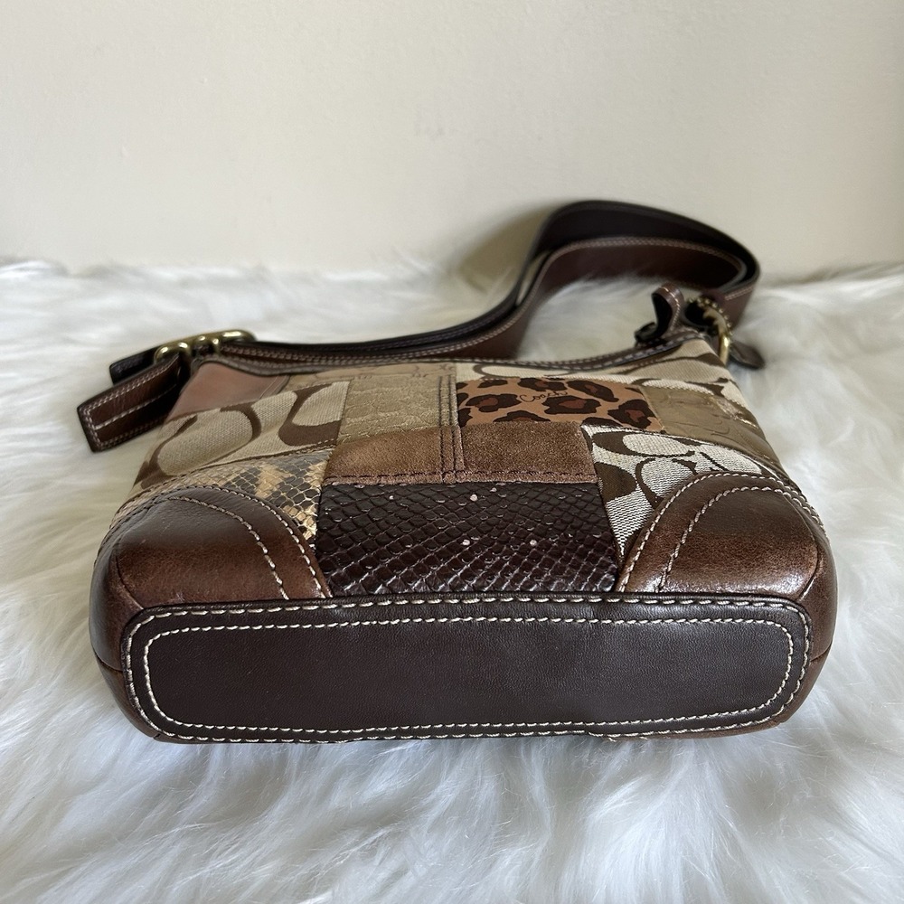 Coach Vintage Patchwork Animal Print Brown Canvas Leather Hobo Bag Excellent - Picture 3 of 8